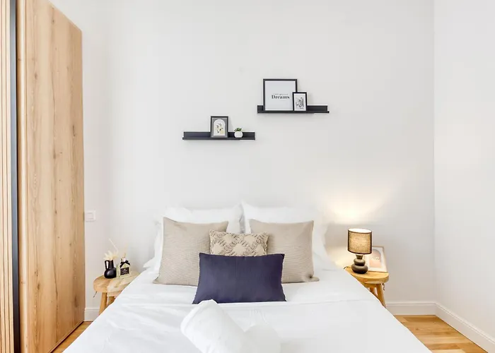 Appartement Metro 3\'Min - Parking - Ascenseur